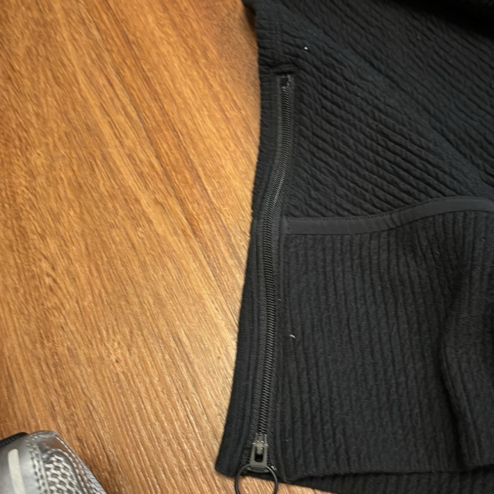 Lululemon Mock Turtleneck - image 3